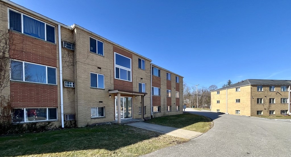 Sagamore 119 Apartments, 9315 Lincoln Drive, Northfield, OH RentCafe